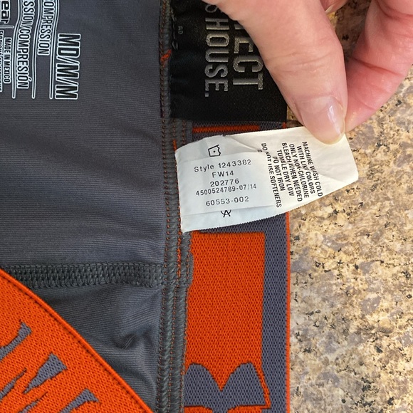 Under Armour HeatGear Compression Tights Pants Leggings Medium - Picture 4 of 15